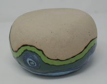 Załaduj obraz do przeglądarki galerii, Beautiful Colourful Pinched Bowl