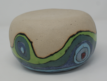 Załaduj obraz do przeglądarki galerii, Beautiful Colourful Pinched Bowl