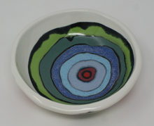 Załaduj obraz do przeglądarki galerii, Beautiful Colourful Porcelain Bowl