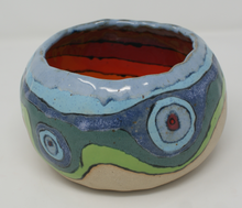 Załaduj obraz do przeglądarki galerii, Beautiful Colourful Pinched Bowl
