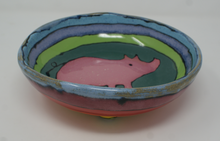 Załaduj obraz do przeglądarki galerii, Beautiful Pig Bowl