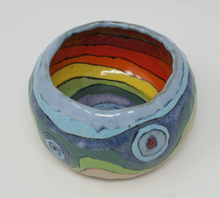 Załaduj obraz do przeglądarki galerii, Beautiful Colourful Pinched Bowl