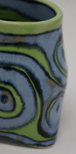 Załaduj obraz do przeglądarki galerii, Blue and green mug