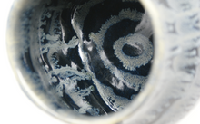 Załaduj obraz do przeglądarki galerii, Black and glacier blue massive mug