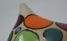 Load image into Gallery viewer, Mighty dotted tripod mug