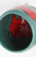 Załaduj obraz do przeglądarki galerii, The Amazing Red Ugly Piggies Mug