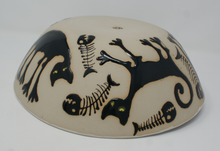 Załaduj obraz do przeglądarki galerii, Ugly Catz Large Bowl