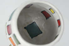 Załaduj obraz do przeglądarki galerii, Beautiful 'squares' mug