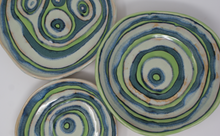 Load image into Gallery viewer, Lovely green set of carved bowl and plates