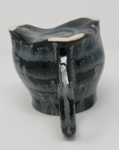 Załaduj obraz do przeglądarki galerii, Black and glacier blue massive mug