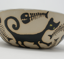 Załaduj obraz do przeglądarki galerii, Ugly Catz Large Bowl