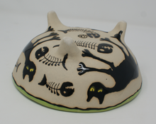 Load image into Gallery viewer, Ugly Catz tripod Bowl