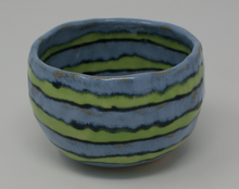 Load image into Gallery viewer, Sweet little bowl