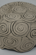 Załaduj obraz do przeglądarki galerii, Beautiful coiled bowl