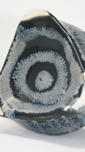 Załaduj obraz do przeglądarki galerii, Black and glacier blue mug