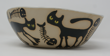 Załaduj obraz do przeglądarki galerii, Ugly Catz Large Bowl