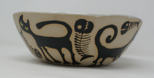 Załaduj obraz do przeglądarki galerii, Ugly Catz Large Bowl