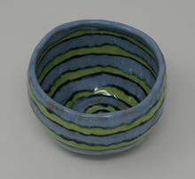 Load image into Gallery viewer, Sweet little bowl