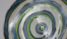 Load image into Gallery viewer, Lovely green set of carved bowl and plates