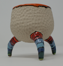 Załaduj obraz do przeglądarki galerii, Quirky tripod bowl