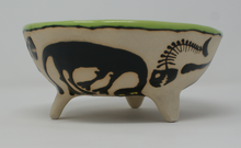 Load image into Gallery viewer, Ugly Catz tripod Bowl