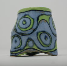Załaduj obraz do przeglądarki galerii, Blue and green mug