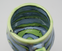 Załaduj obraz do przeglądarki galerii, Blue and green mug