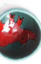 Załaduj obraz do przeglądarki galerii, The Amazing Red Ugly Piggies Mug