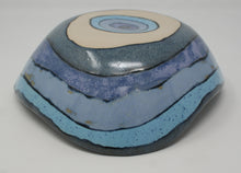 Load image into Gallery viewer, Awesome blue bowl with yellow fish