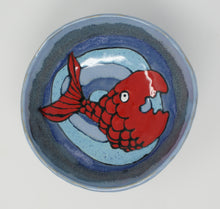Load image into Gallery viewer, Round three legged bowl with red fish