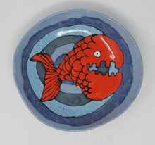 Załaduj obraz do przeglądarki galerii, Blue bowl/plate with red fish