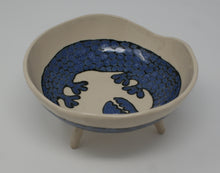 Load image into Gallery viewer, Ugly Drizard tripod bowl