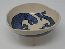Load image into Gallery viewer, Ugly Drizard tripod bowl
