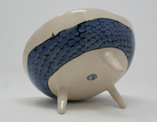 Load image into Gallery viewer, Ugly Drizard tripod bowl