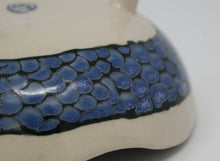 Load image into Gallery viewer, Ugly Drizard tripod bowl