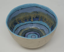 Load image into Gallery viewer, Medium blue beauty