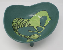 Załaduj obraz do przeglądarki galerii, Amazing Large Seahorse Tripod bowl