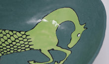 Załaduj obraz do przeglądarki galerii, Amazing Large Seahorse Tripod bowl