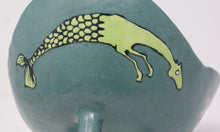 Załaduj obraz do przeglądarki galerii, Amazing Large Seahorse Tripod bowl