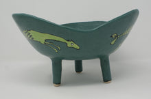 Załaduj obraz do przeglądarki galerii, Amazing Large Seahorse Tripod bowl