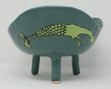 Załaduj obraz do przeglądarki galerii, Amazing Large Seahorse Tripod bowl