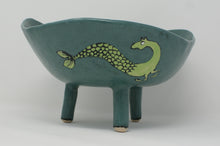 Załaduj obraz do przeglądarki galerii, Amazing Large Seahorse Tripod bowl