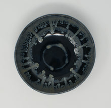 Załaduj obraz do przeglądarki galerii, Beautiful Glacier Black Bowl