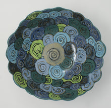 Załaduj obraz do przeglądarki galerii, Mighty and Monstrous fruit bowl