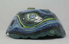 Załaduj obraz do przeglądarki galerii, Mighty and Monstrous fruit bowl