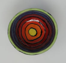 Załaduj obraz do przeglądarki galerii, Small cute pinched rainbow bowl (rainbowl)