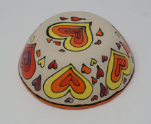 Load image into Gallery viewer, Sunny hearts bowl