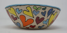 Załaduj obraz do przeglądarki galerii, Colourful hearts medium bowl