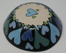 Load image into Gallery viewer, Blue-green Hearts serving bowl