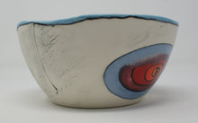 Load image into Gallery viewer, Gorgeous porcelain bowl